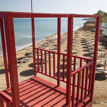 Dedalos Beach Hotel Sfáka Exteriör bild