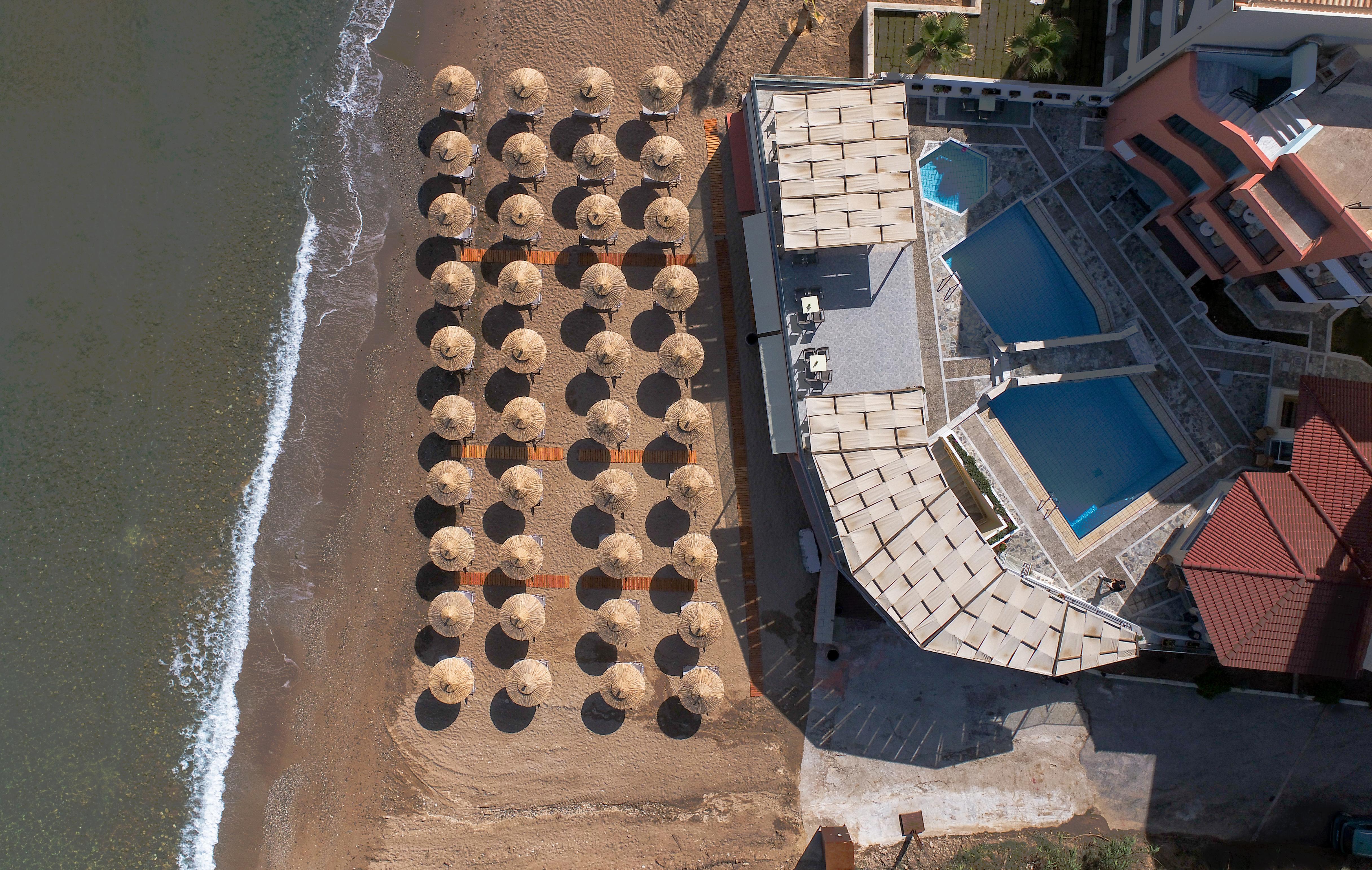 Dedalos Beach Hotel Sfáka Exteriör bild