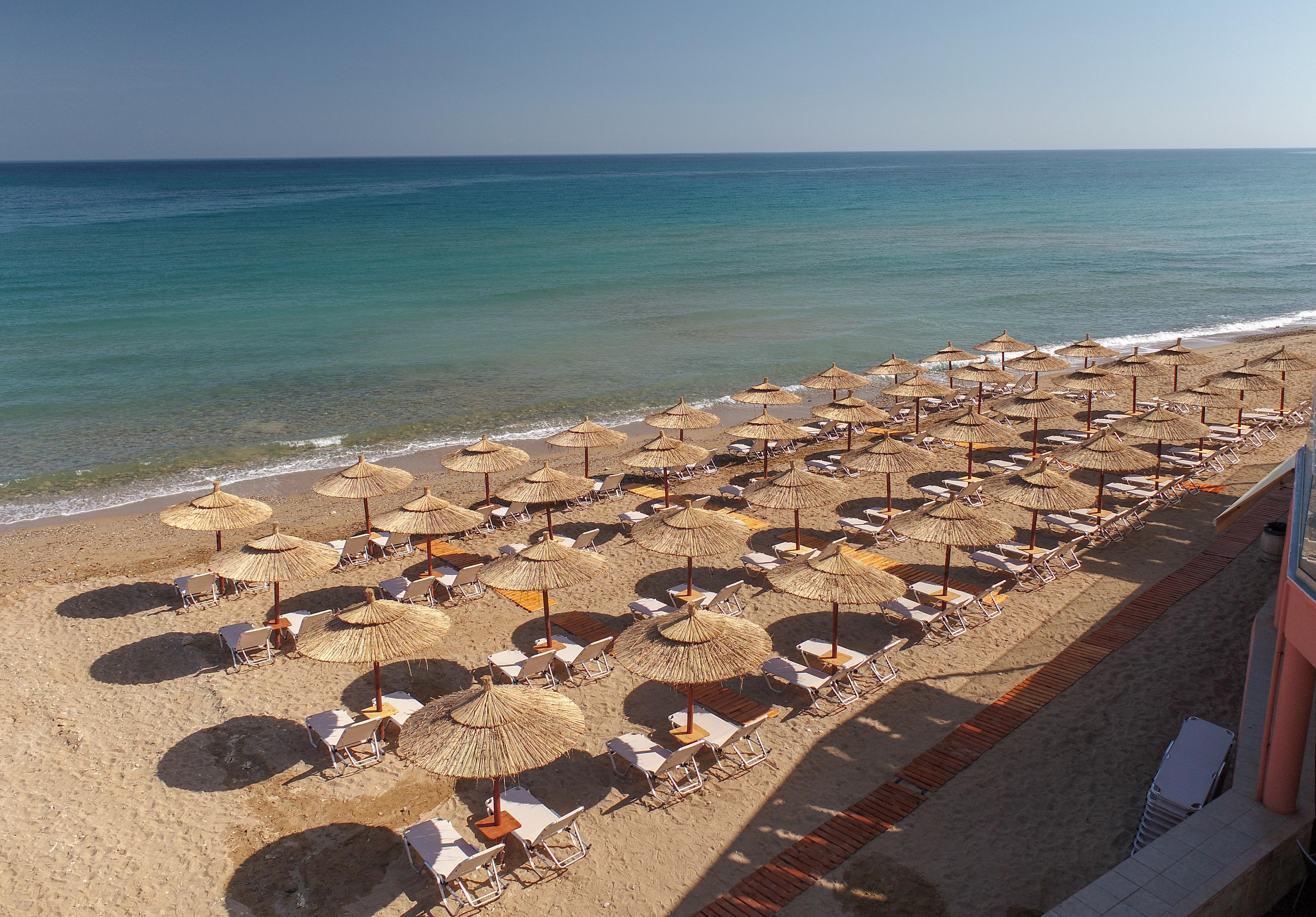Dedalos Beach Hotel Sfáka Exteriör bild