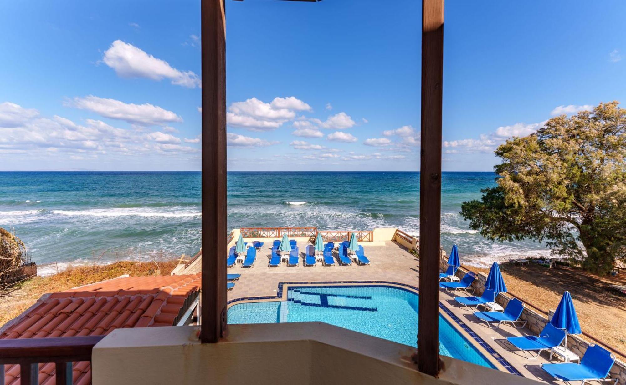 Dedalos Beach Hotel Sfáka Exteriör bild