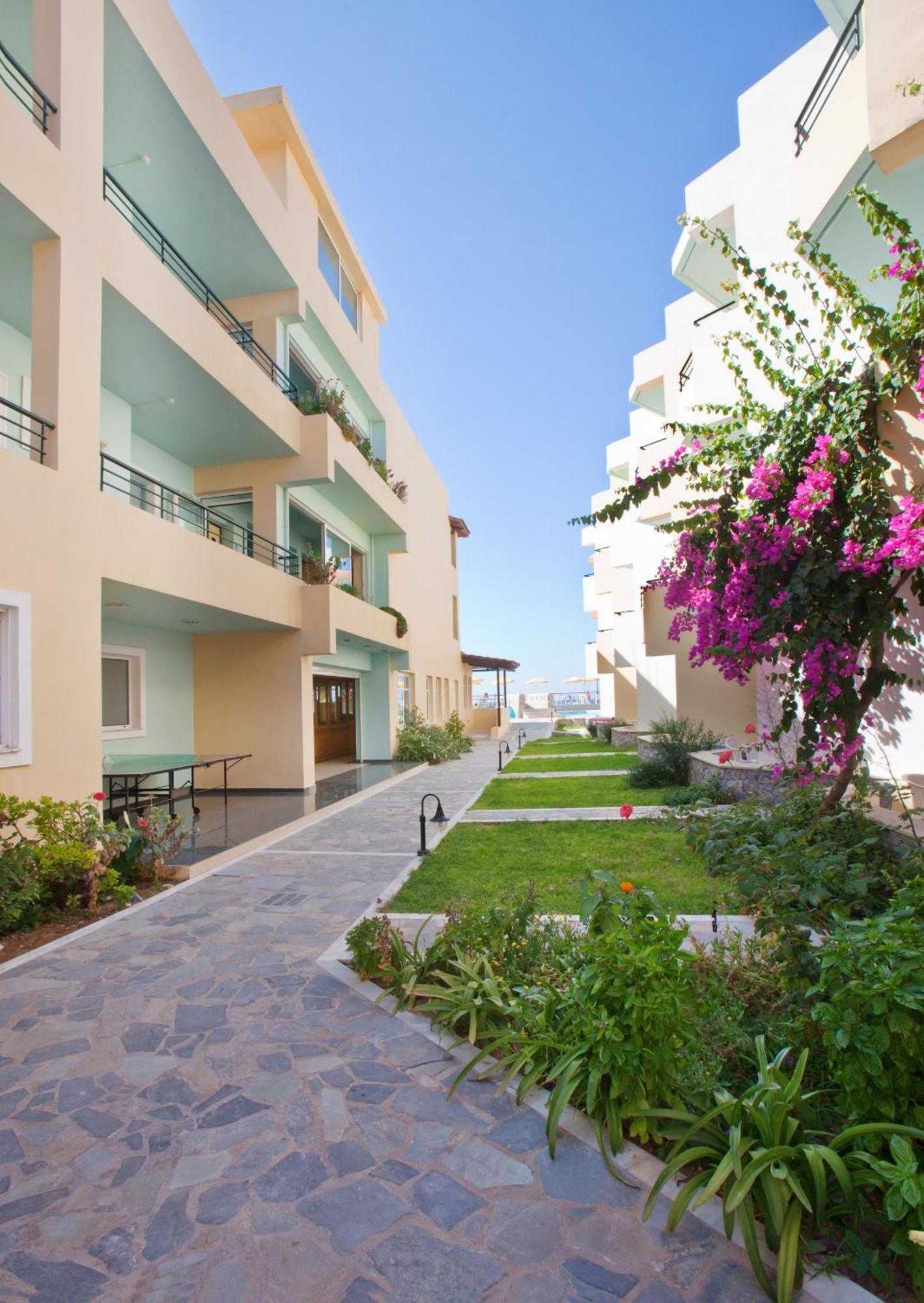 Dedalos Beach Hotel Sfáka Exteriör bild